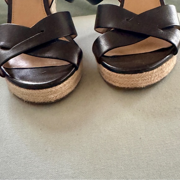 Michael Kors Wedge Sandals size 8 - Picture 3 of 8